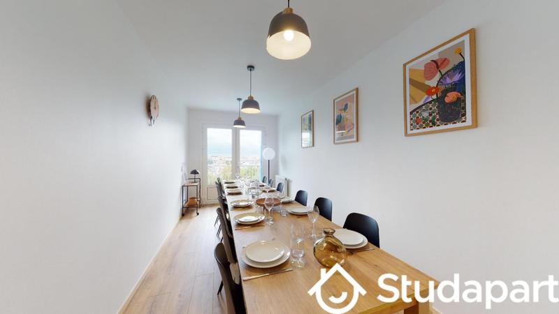 Chambre - 13 m² - 1 pièce