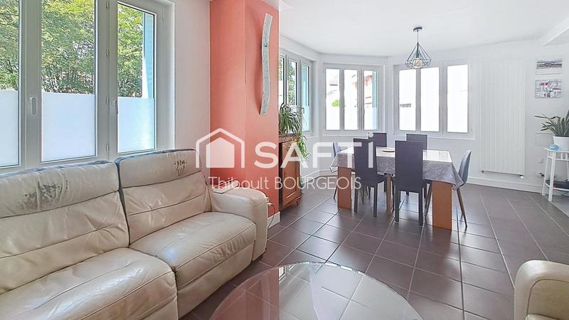 Appartement - 83 m² - 4 pièces
