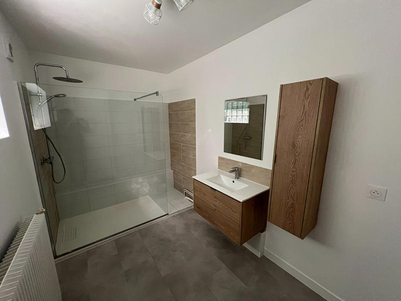 Maison - 185 m² - 7 pièces