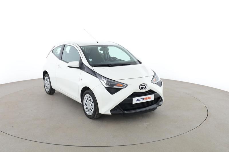Toyota Aygo 1.0 Vvt-i X-Play X-Shift 3p 72 ch