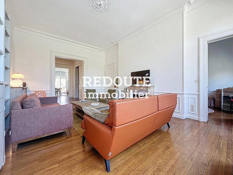 Appartement - 170 m² - 5 pièces