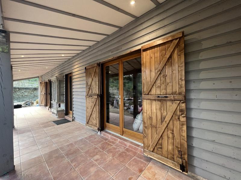 Maison - 170 m² - 5 pièces