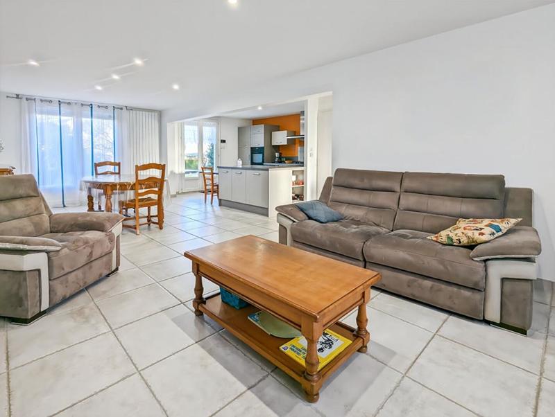 Maison - 105 m² - 6 pièces