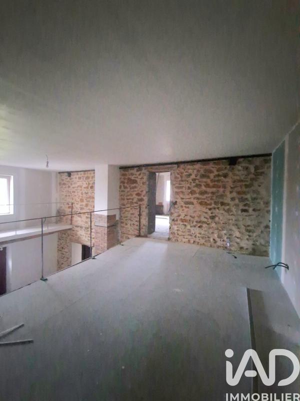 Maison - 250 m² - 5 pièces