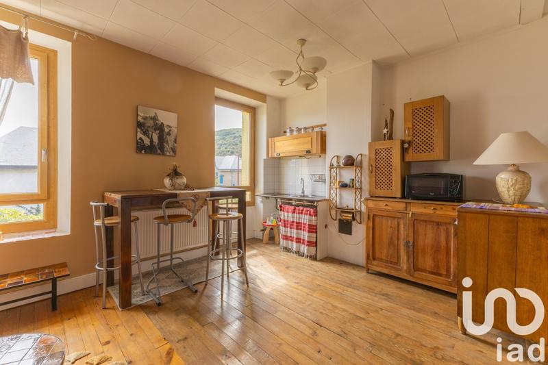 Maison - 257 m² - 8 pièces