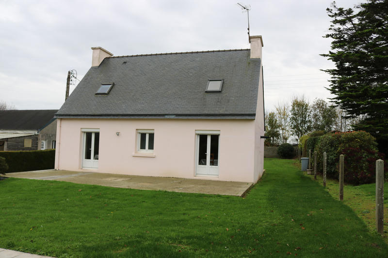 Maison - 96 m² - 5 pièces
