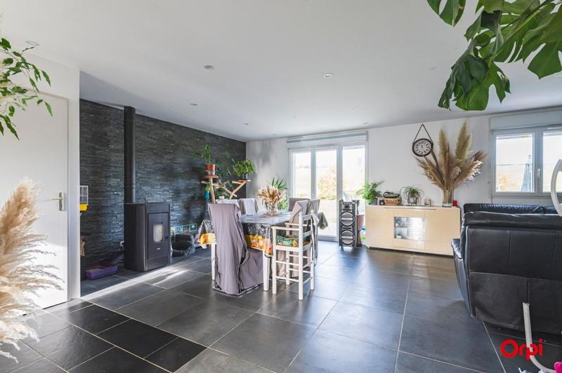 Maison - 110 m² - 5 pièces