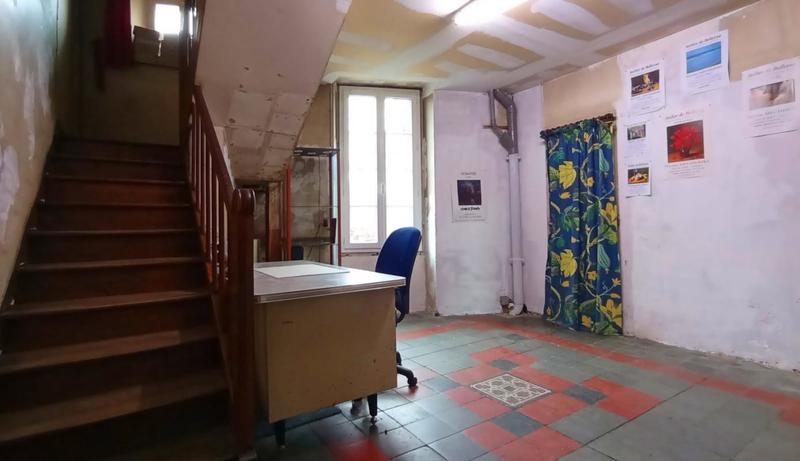 Maison - 296 m² - 6 pièces