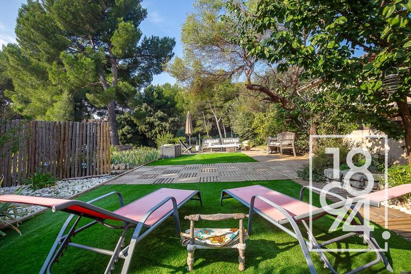 Maison - 121 m² - 5 pièces