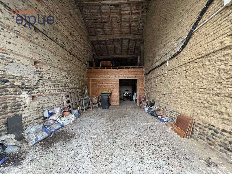 Maison - 225 m² - 7 pièces