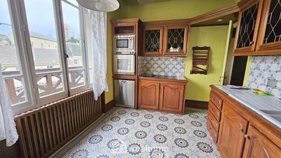 Maison - 170 m² - 7 pièces