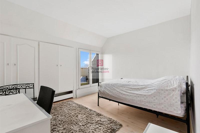 Appartement - 183 m² - 9 pièces