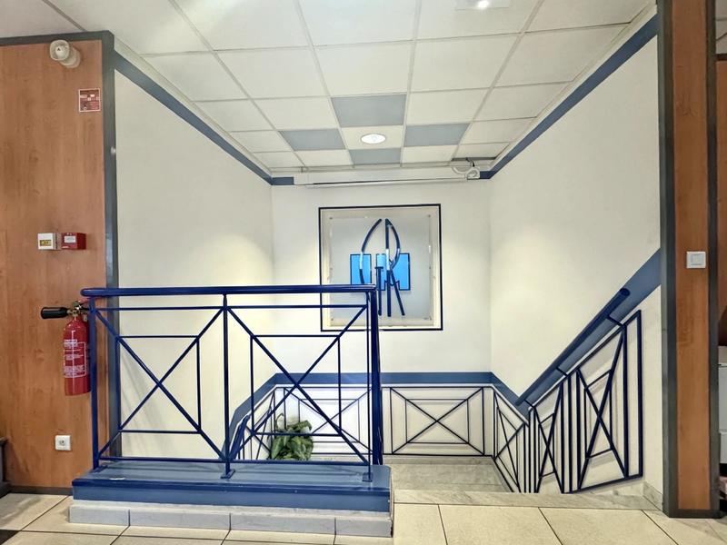 Local commercial - 770 m² - 10 pièces