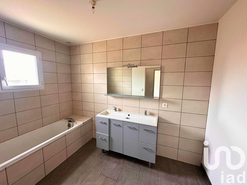 Maison - 93 m² - 4 pièces