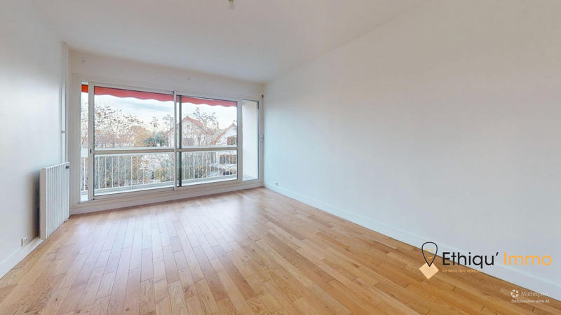 Appartement - 79 m² - 4 pièces
