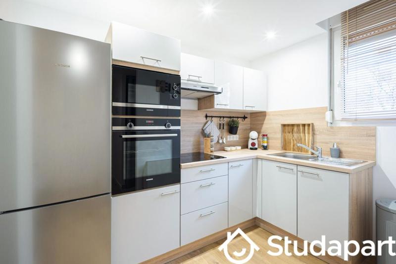 Chambre - 11 m² - 1 pièce