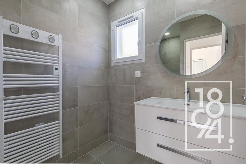 Maison - 101 m² - 4 pièces