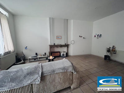 Appartement - 111 m² - 5 pièces