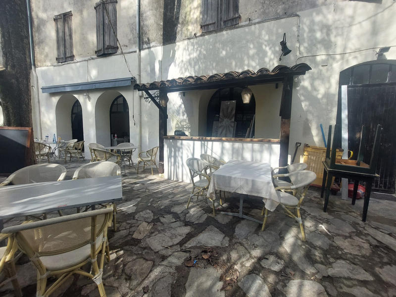 Fonds de commerce - Local commercial - 282 m²