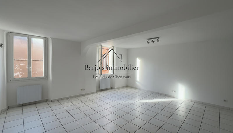 Appartement - 90 m² - 4 pièces