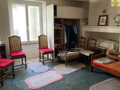 Maison - 93 m² - 4 pièces