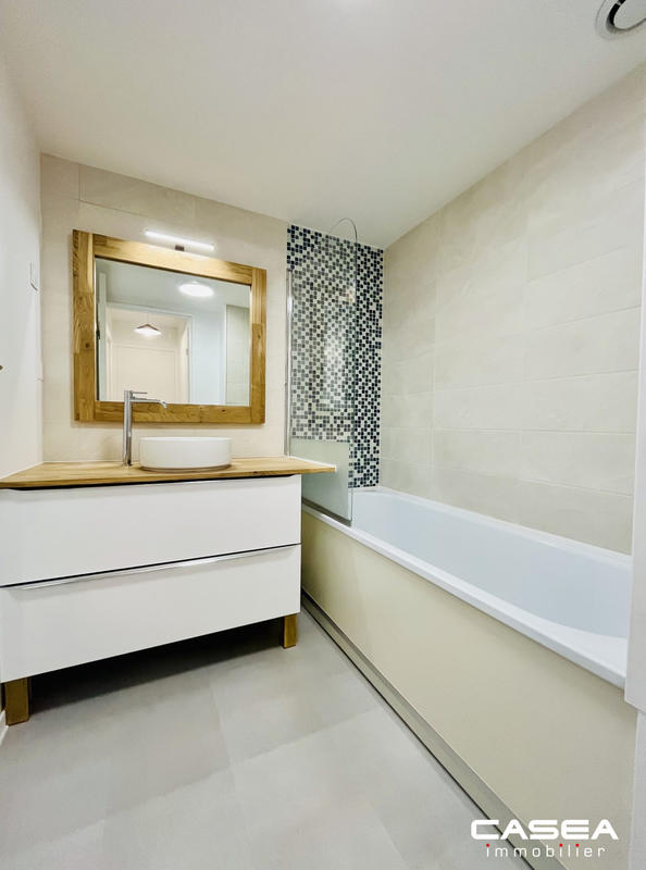 Appartement - 65 m² - 3 pièces