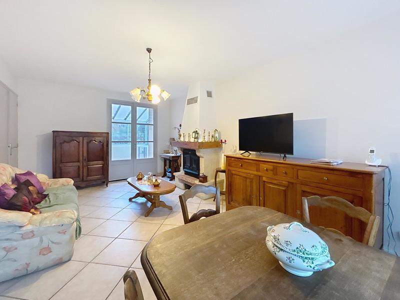 Maison - 137 m² - 6 pièces