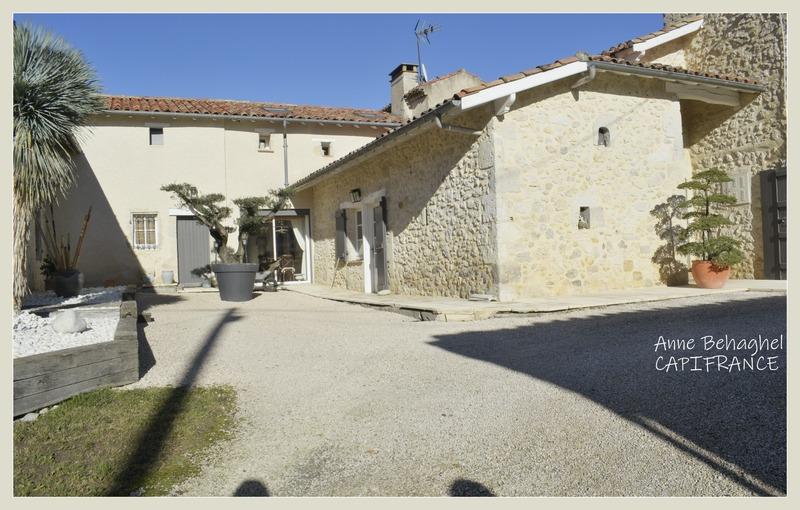 Maison - 210 m² - 7 pièces