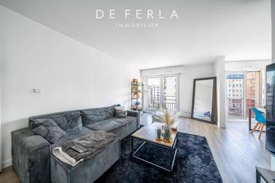 Appartement - 100 m² - 5 pièces