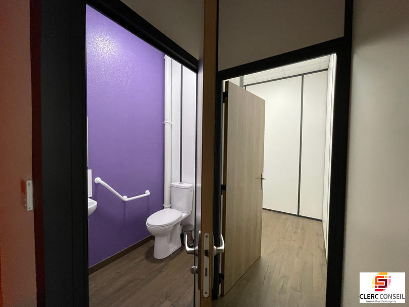 Local commercial - 148 m²