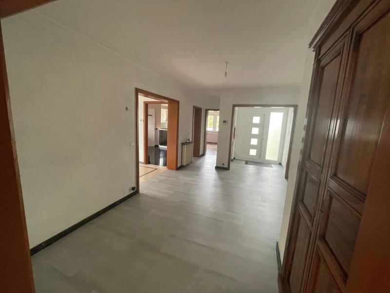 Maison - 210 m² - 8 pièces