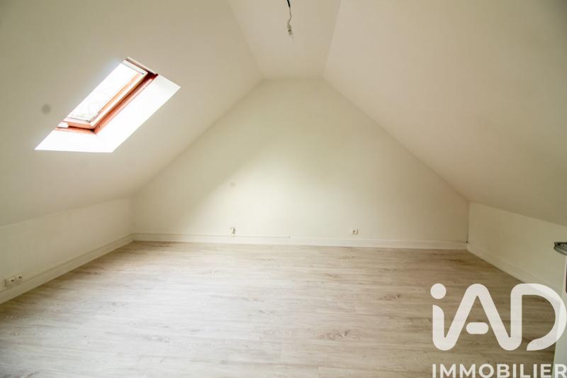 Maison - 96 m² - 5 pièces