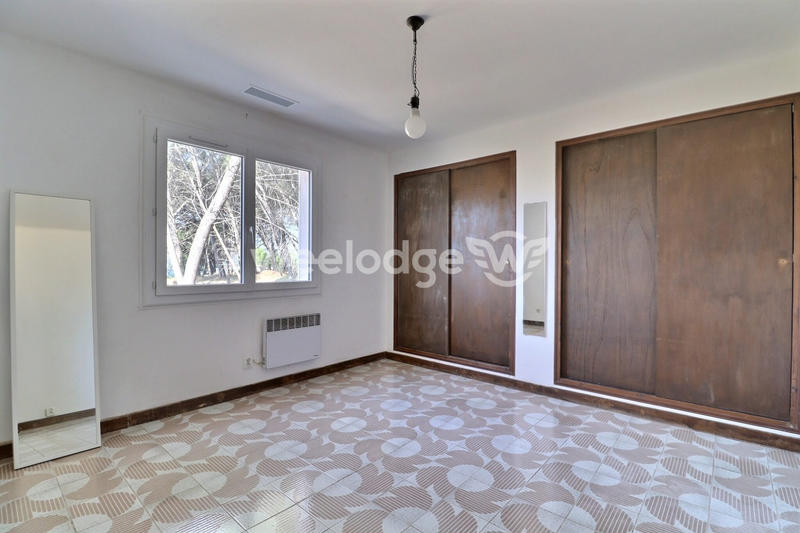 Maison traditionnelle - 174 m² - 7 pièces