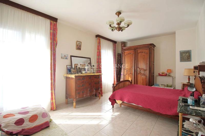 Maison - 122 m² - 4 pièces