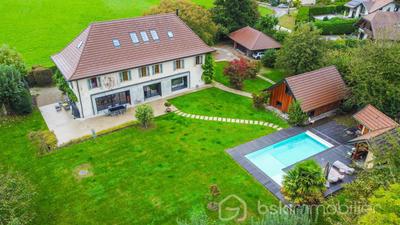 Maison de maîtres - 373 m² - 8 pièces