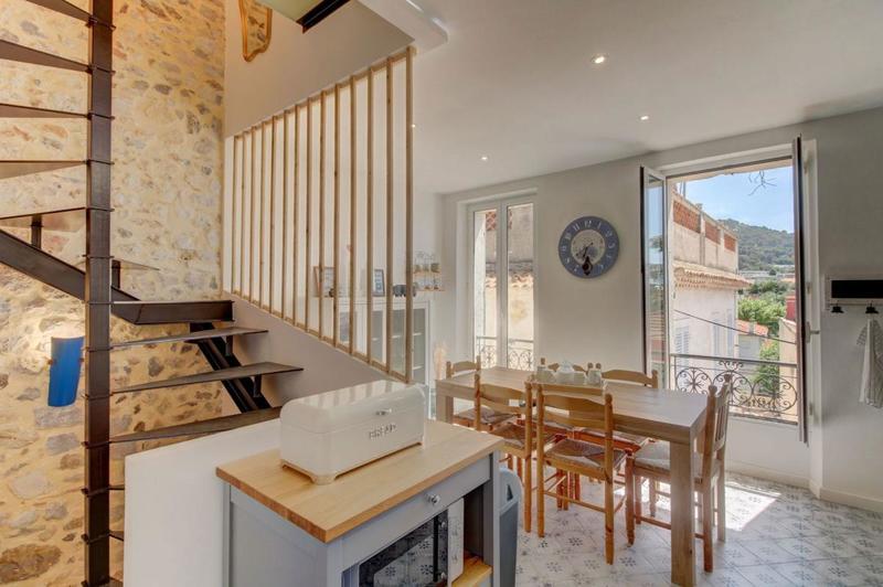 Maison de ville - 63 m² - 4 pièces