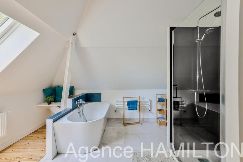 Maison ancienne - 220 m² - 8 pièces