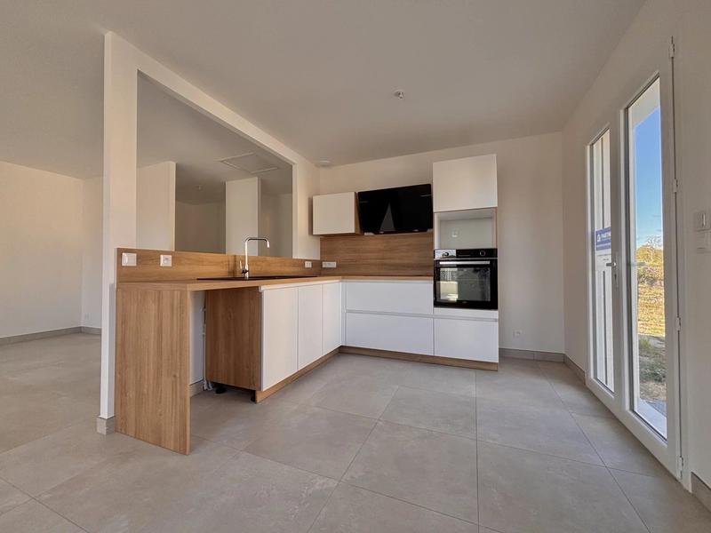 Maison - 100 m² - 4 pièces