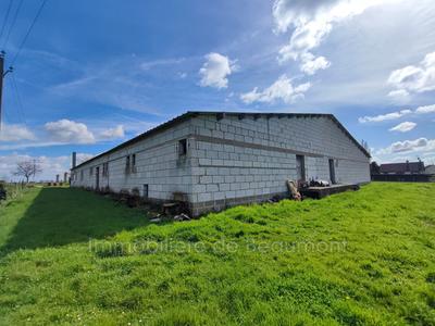 Parking / Garage - 1 620 m²