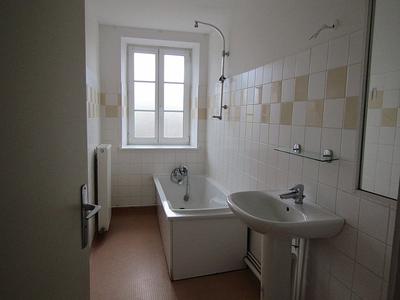 Appartement - 82 m² - 3 pièces