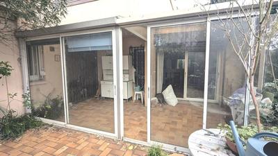 Villa - 90 m² - 5 pièces