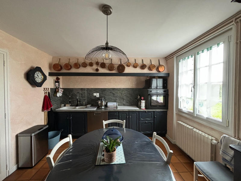 Maison - 167 m² - 8 pièces