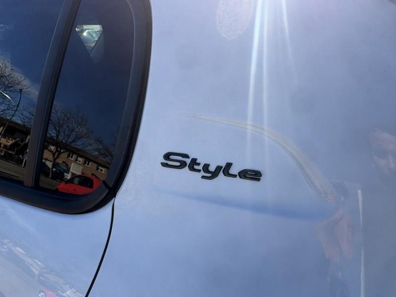 Peugeot 208 Bluehdi 102cv Style Bvm6