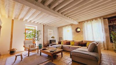 Maison - 216 m² - 8 pièces