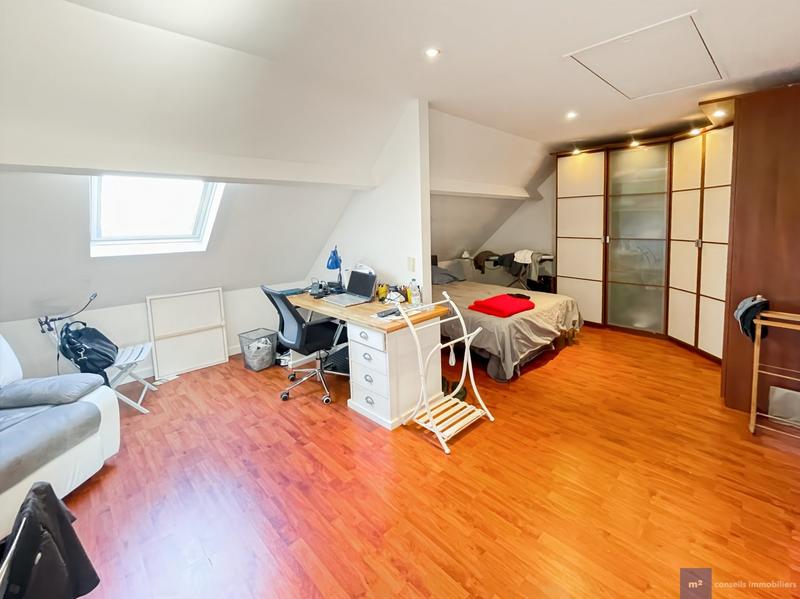 Maison - 166 m² - 6 pièces