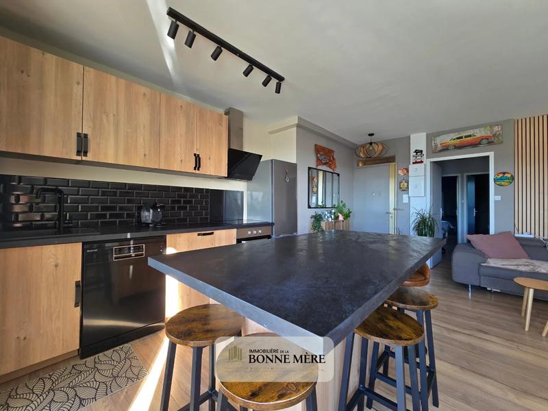 Appartement - 57 m² - 3 pièces