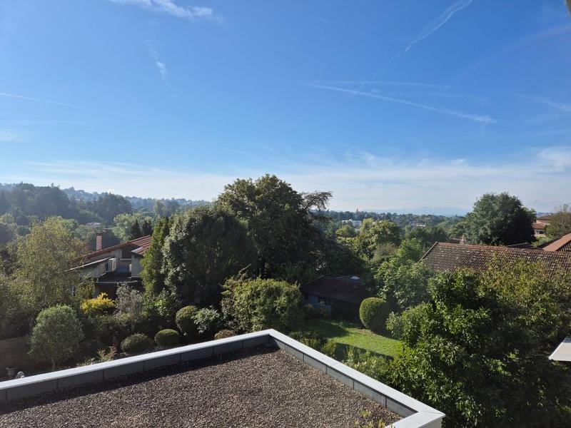 Maison - 190 m² - 8 pièces