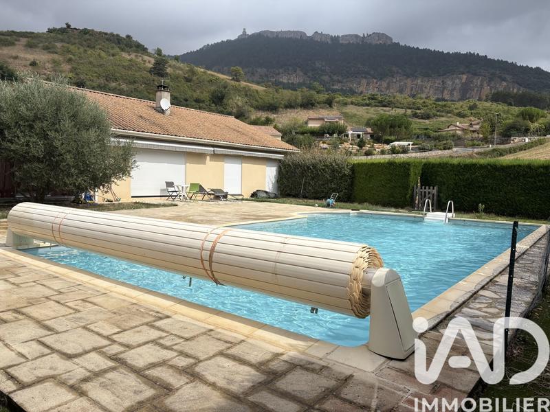 Maison - 138 m² - 6 pièces