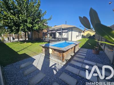 Maison - 93 m² - 5 pièces