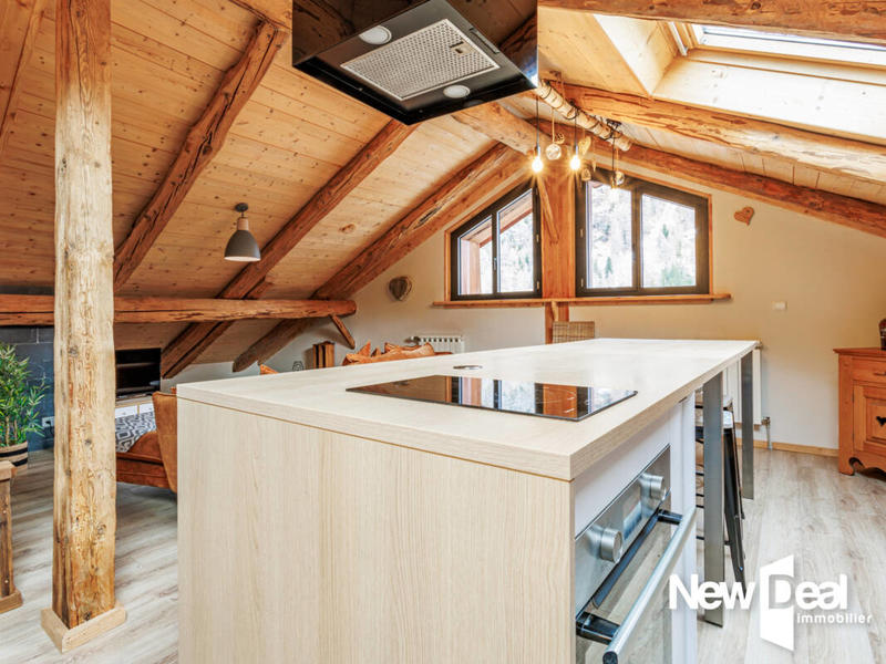 Maison en pierre - 380 m² - 11 pièces